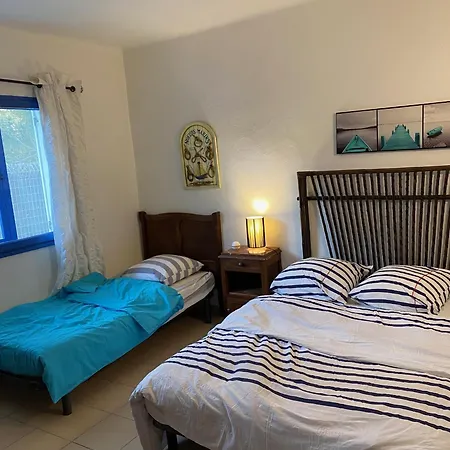 Typique Ле-Гро-д'Агд